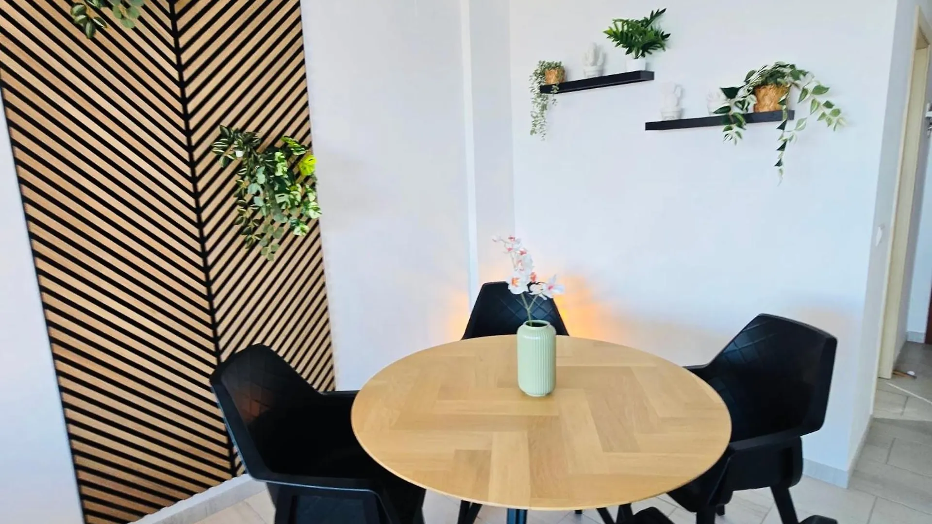 Marbella City Center Appartment Walking Distance Beach And Plaza De Los Naranjos