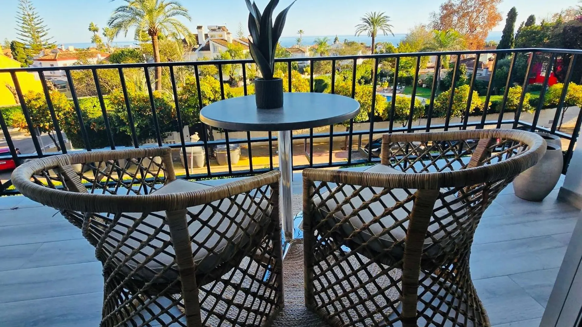Marbella City Center Appartment Walking Distance Beach And Plaza De Los Naranjos